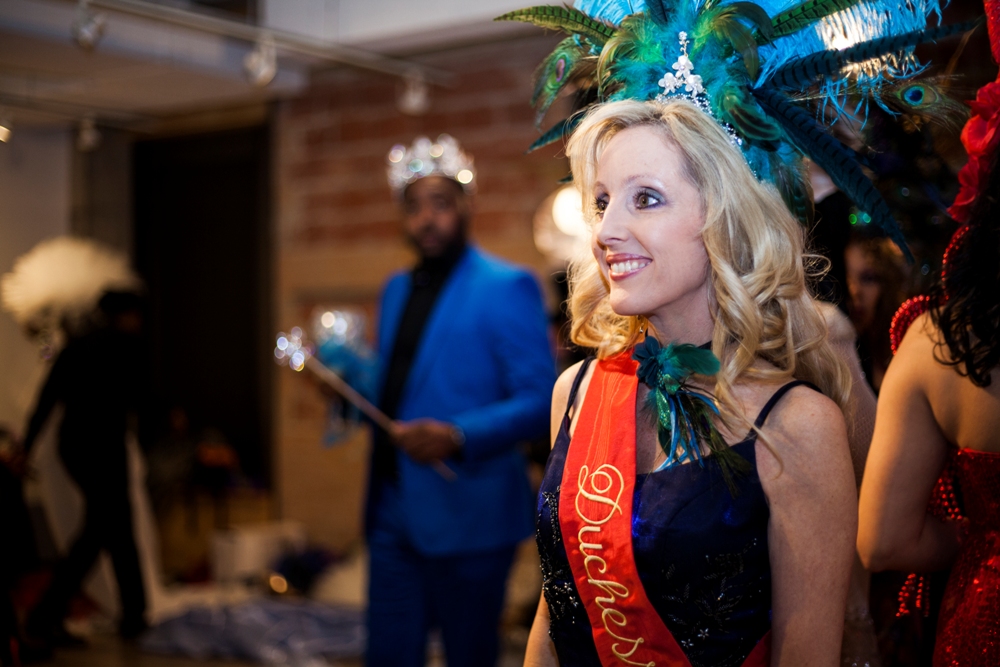 Hand-Crafted Turquoise Peacock Feathered Headdress Headpiece